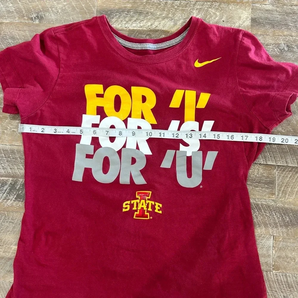 Nike Iowa State Women’s Slim Fit Large Short Sleeve Tee